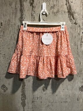 SHEIN Peach Ditsy Floral Tiered Skater Mini Skirt